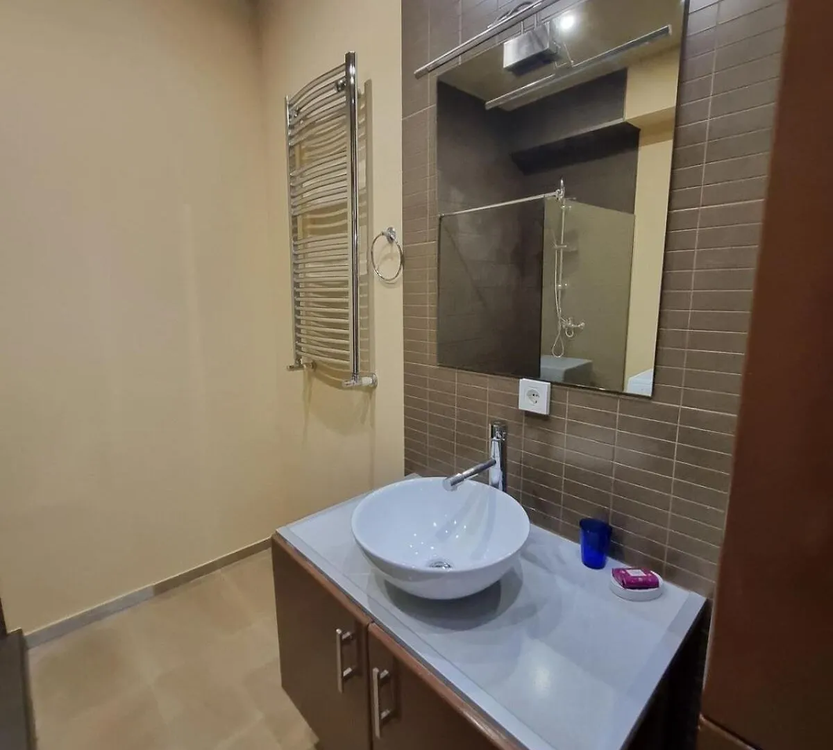 Tsereteli Panteon 1 Bedroom Flat Tbilisi